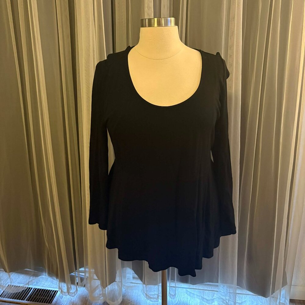Torrid EUC Black Peplum top size 3